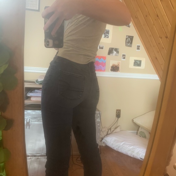 American eagle super high rise jeans - Picture 3 of 3